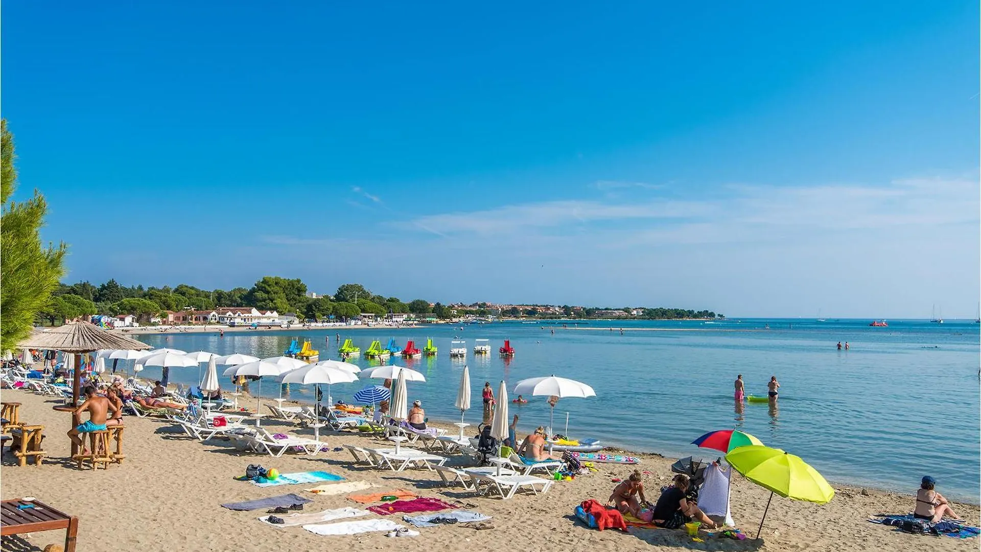 Gorgeous Apartment In Medulin With House Sea View